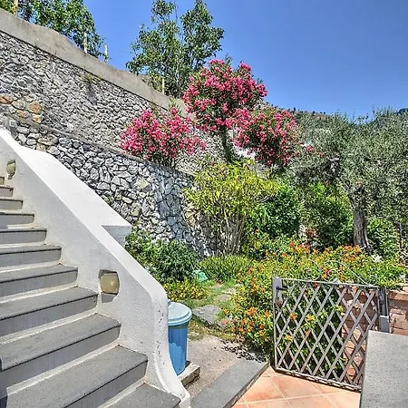 Tatil Evi Sleeps 4 Air Con Wifi *