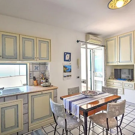 Sleeps 4 Air Con Wifi * Băile Herculane